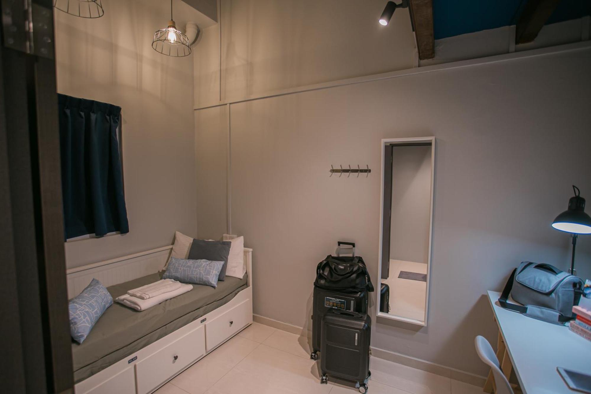 Bluewaters Collab Quarters Hostel Сингапур Екстериор снимка